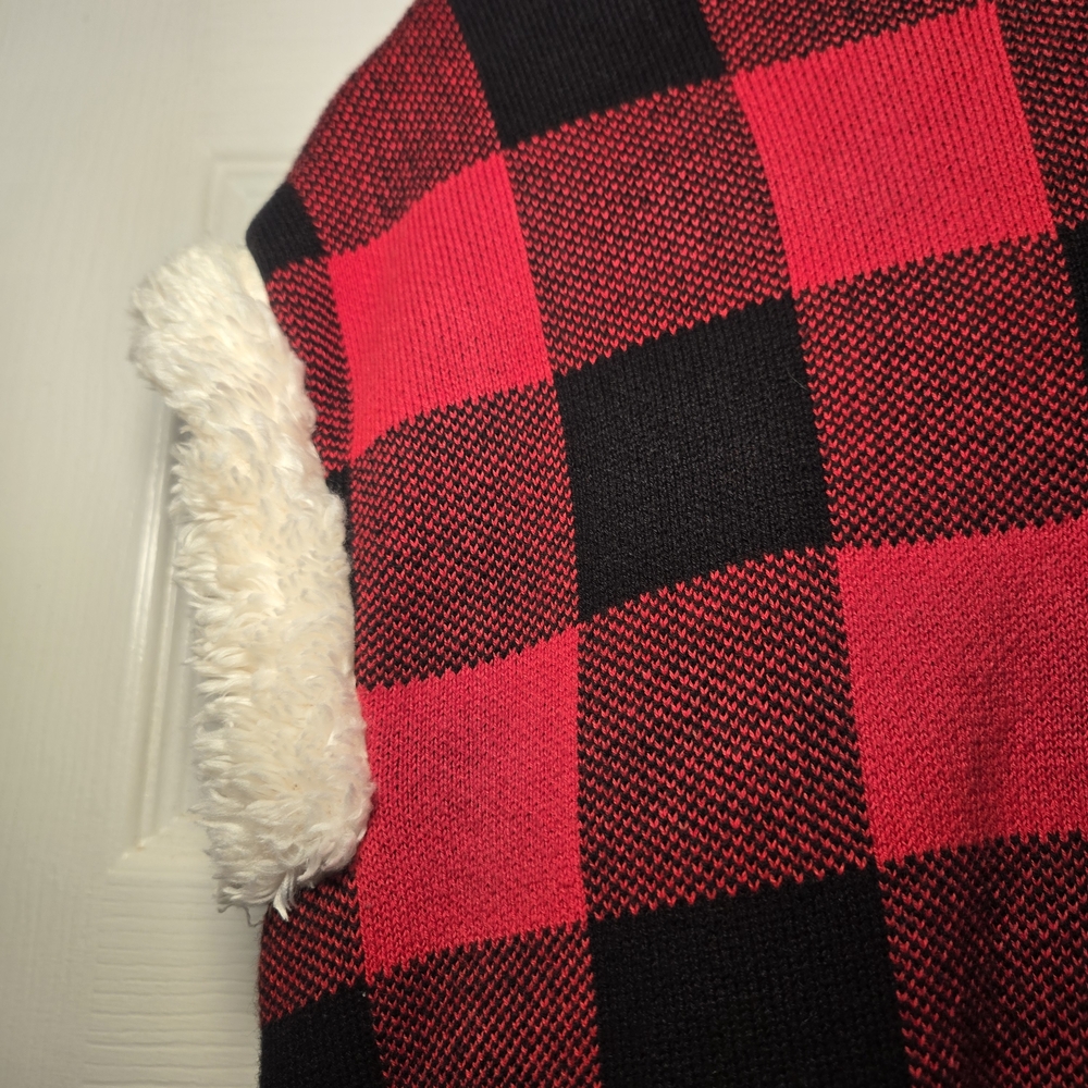 Tommy Bahama Women’s Buffalo Plaid Sherpa Hoodie Poncho Cape Vest Size M" - Picture 4 of 6
